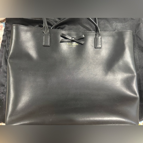 Kate Spade Tote - Picture 1 of 4